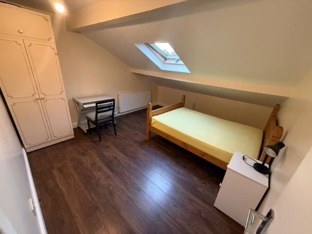 1 Bed Flat, Bristol Road, Selly Oak, Birmingham