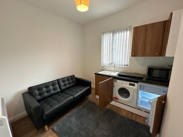1 Bed Flat Camden High Street, London NW1, 1 bed flat to rent, £1,473 pcm | PrimeLocation
