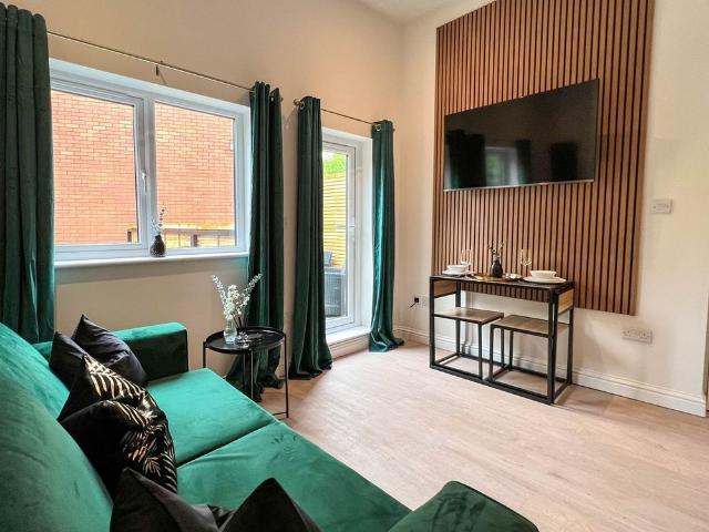 1 Bed Flat, Clarke St, S10