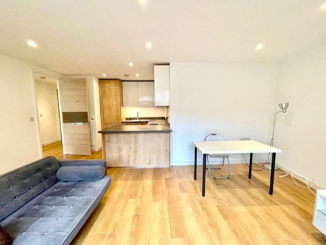 1 Bed Flat, Cleveley Court, SE16