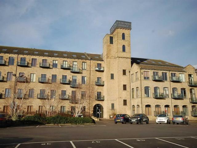1 bed Flat Conversion To Let in in Ledgard Wharf, Mirfield