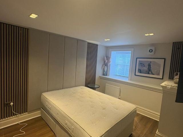 1 Bed Flat, Croxteth Road, L8
