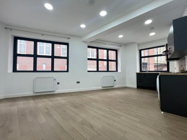1 Bed Flat, Dunstable Place, LU1