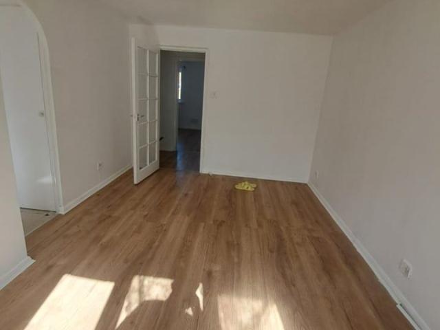1 Bed Flat, Express Drive, IG3