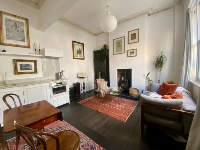 1 bed flat full of character in Chelsea 3 MONTHS