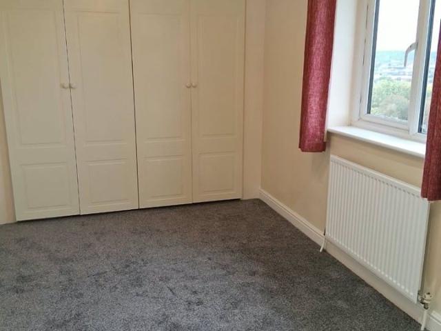 1 Bed Flat, Fairfax Road, LS11