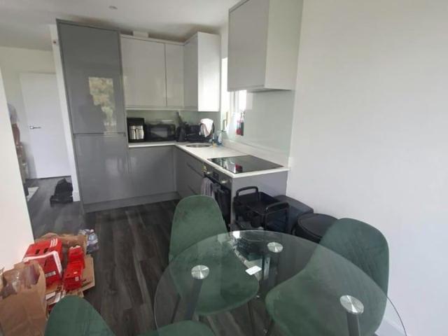1 Bed Flat, Finchley Lane, NW4