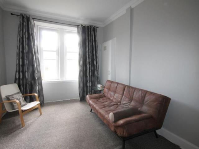 1 bed flat for rent in Dalry