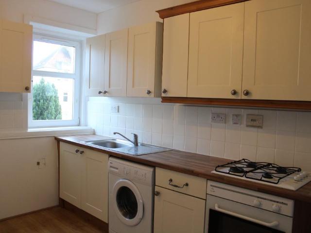 1 bed flat for rent in Restalrig
