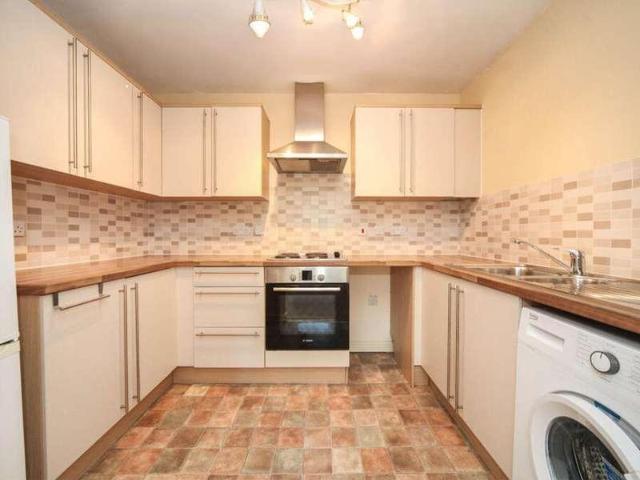 1 bed flat for sale