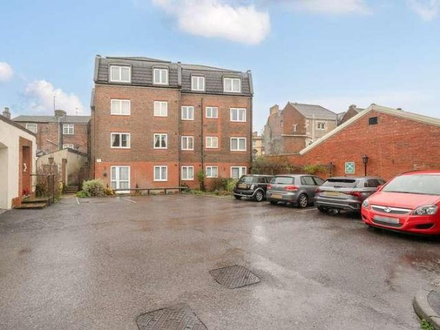 1 bed flat for sale