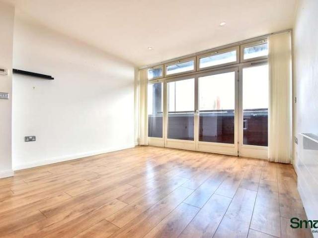 1 bed flat for sale