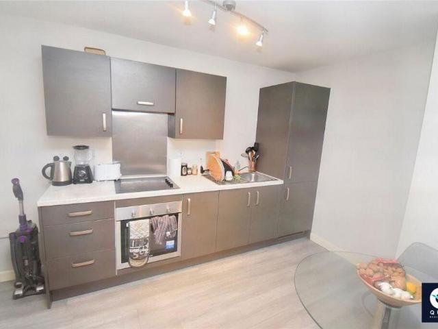 1 bed flat for sale