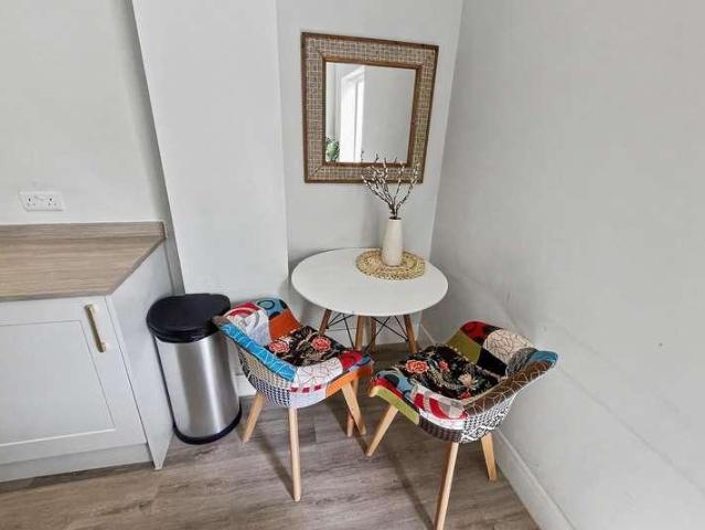 1 bed flat for sale
