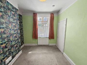 1 bed flat for sale