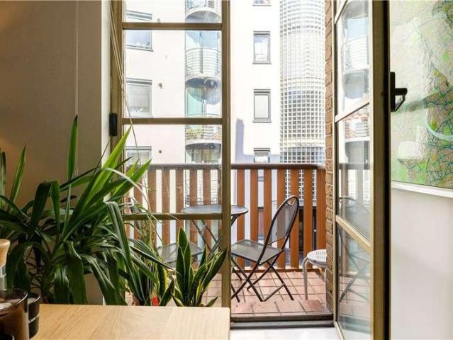 1 bed flat for sale