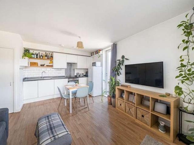 1 bed flat for sale