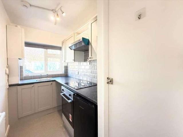 1 bed flat for sale