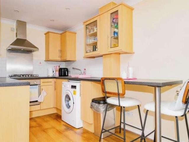 1 bed flat for sale