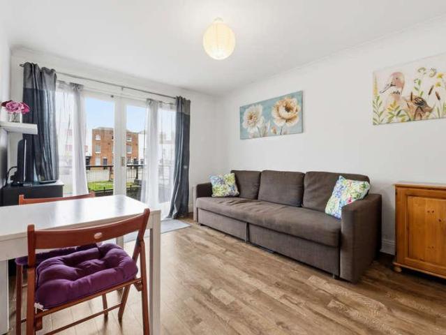 1 bed flat for sale