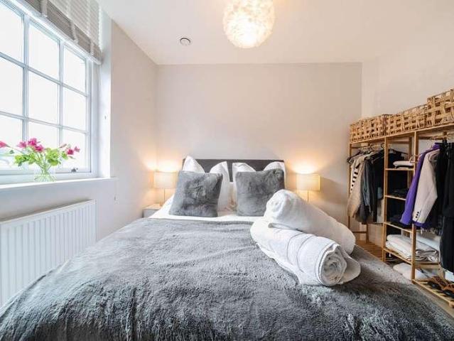 1 bed flat for sale
