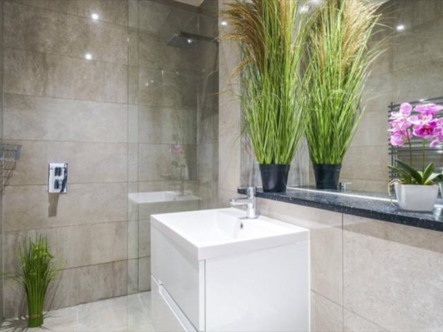 1 bed flat for sale