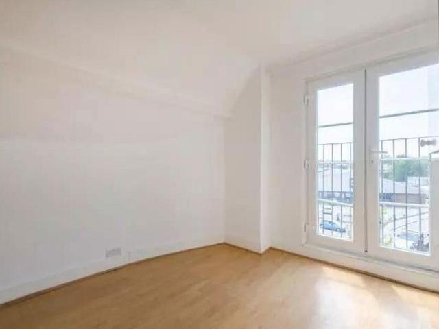 1 bed flat for sale