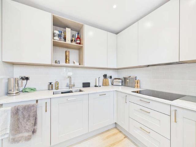 1 bed flat for sale