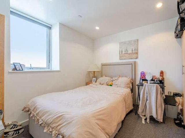 1 bed flat for sale