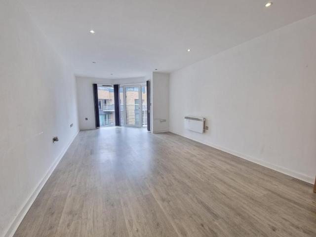1 bed flat for sale