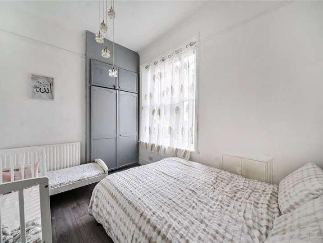 1 bed flat for sale
