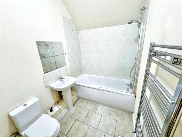 1 bed flat for sale