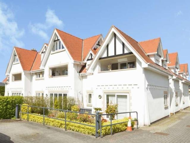 1 bed flat for sale