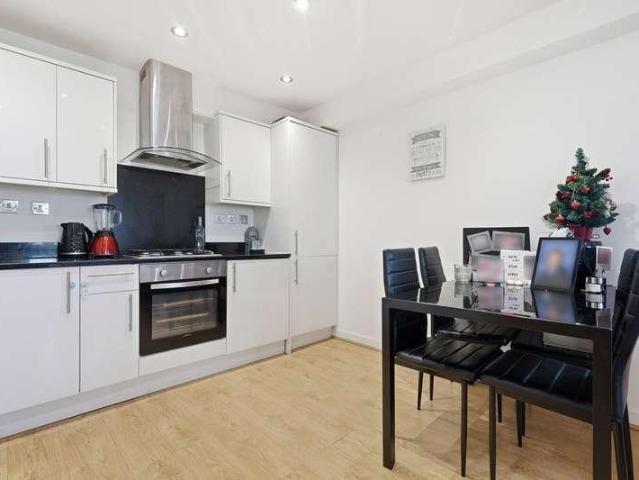 1 bed flat for sale