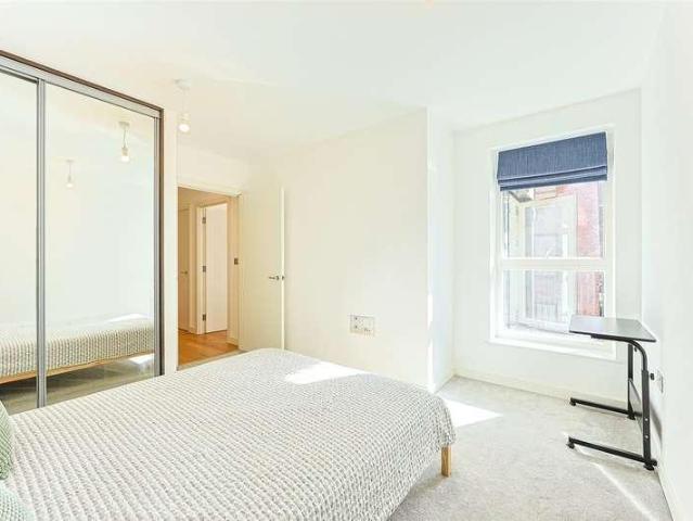 1 bed flat for sale