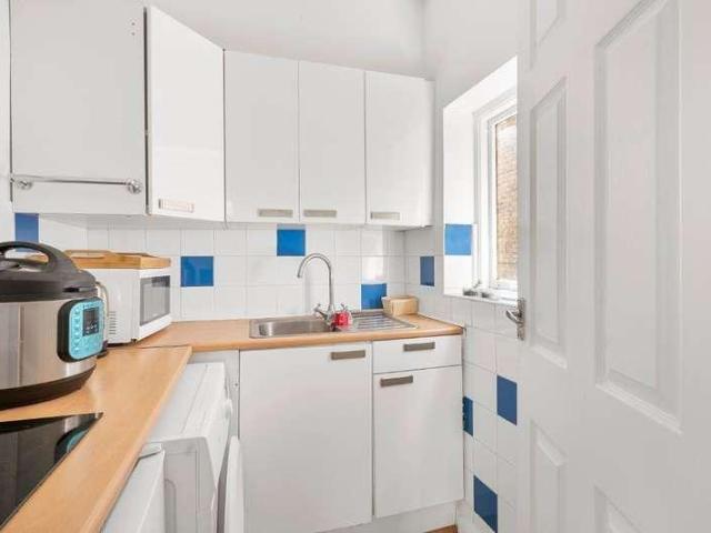 1 bed flat for sale
