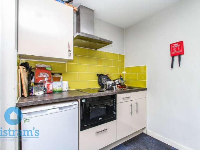 1 bed flat for sale