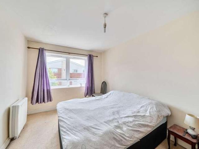 1 bed flat for sale