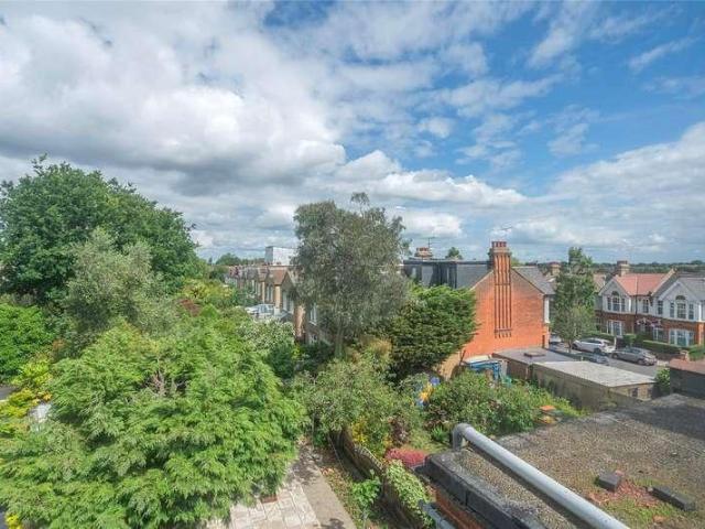 1 bed flat for sale