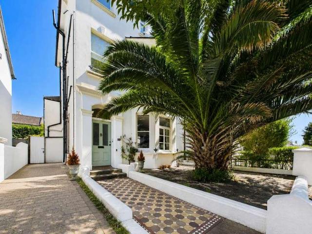 flat for sale