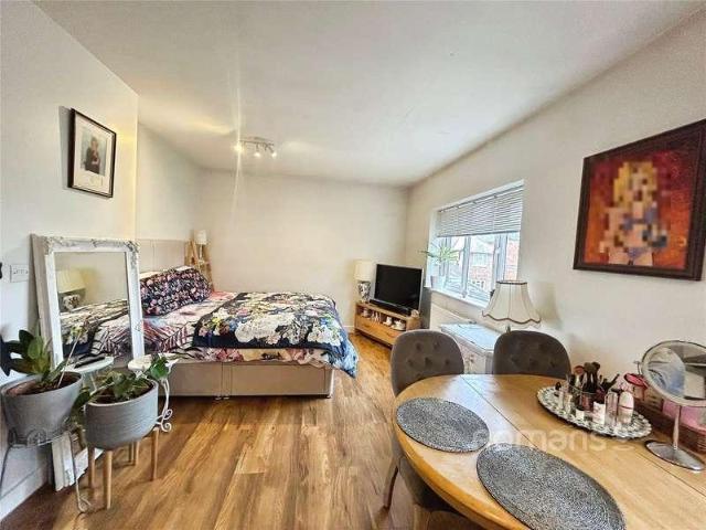 1 bed flat for sale