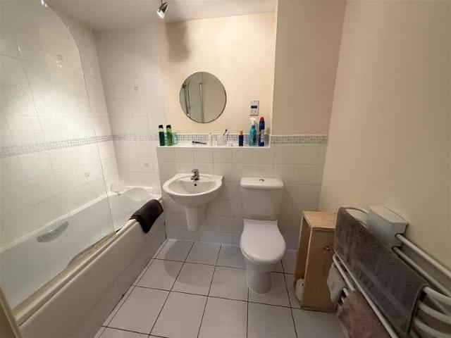 1 bed flat for sale