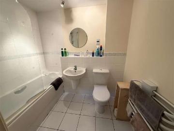 1 bed flat for sale