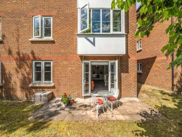1 bed flat for sale
