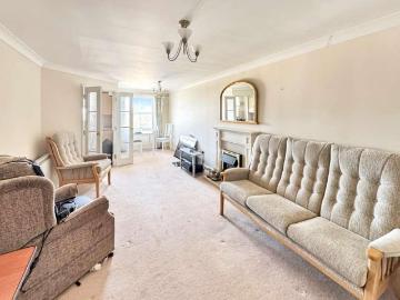 1 bed flat for sale