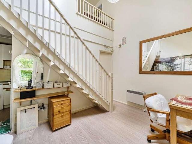 1 bed flat for sale