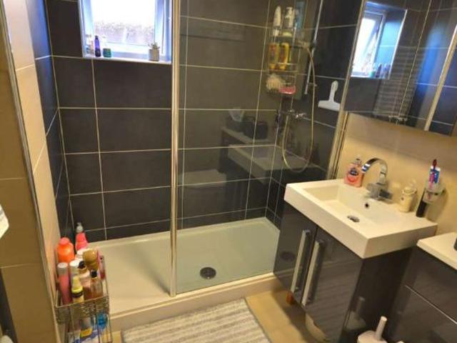 1 bed flat for sale