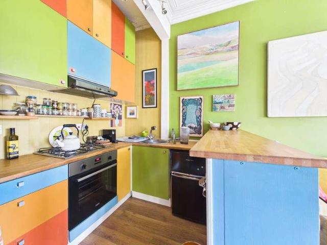 1 bed flat for sale