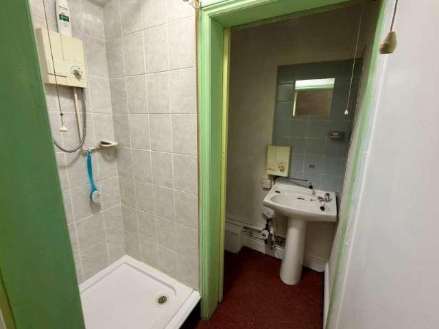 1 bed flat for sale