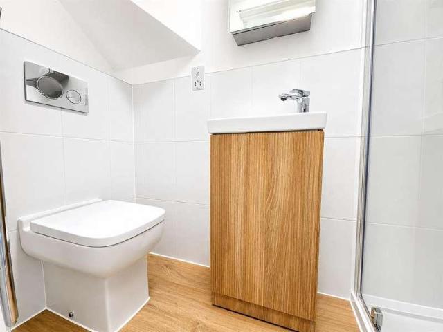 1 bed flat for sale